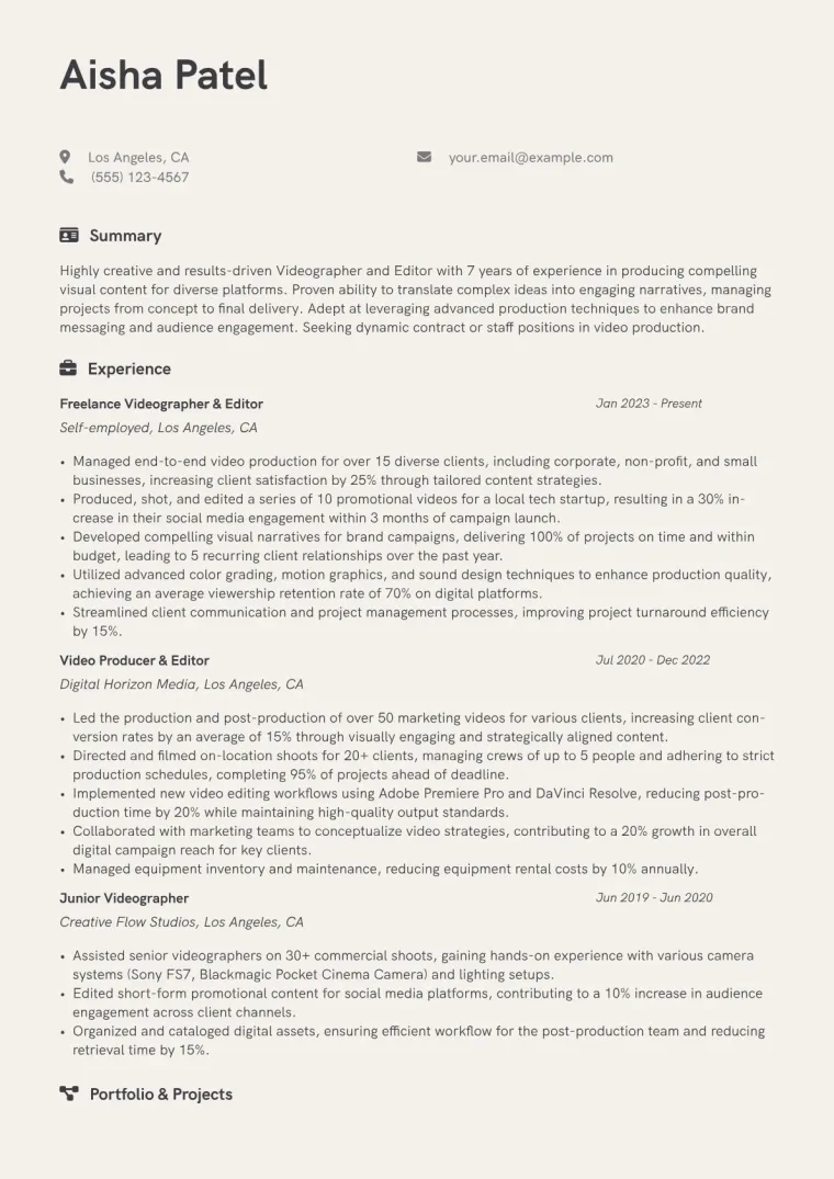 Freelance Videographer Resume Example CV template preview